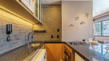 Basic Apartment | Private kitchen