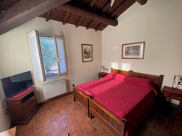 Habitación doble, vista al jardín | Escritorio, cortinas blackout y wifi gratis 