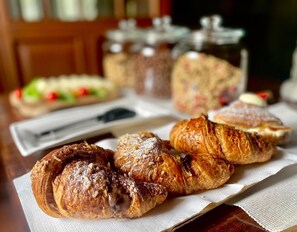 Petit déjeuner buffet