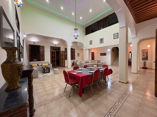 Villa-Riad 15 minutes from the center of Marrakech