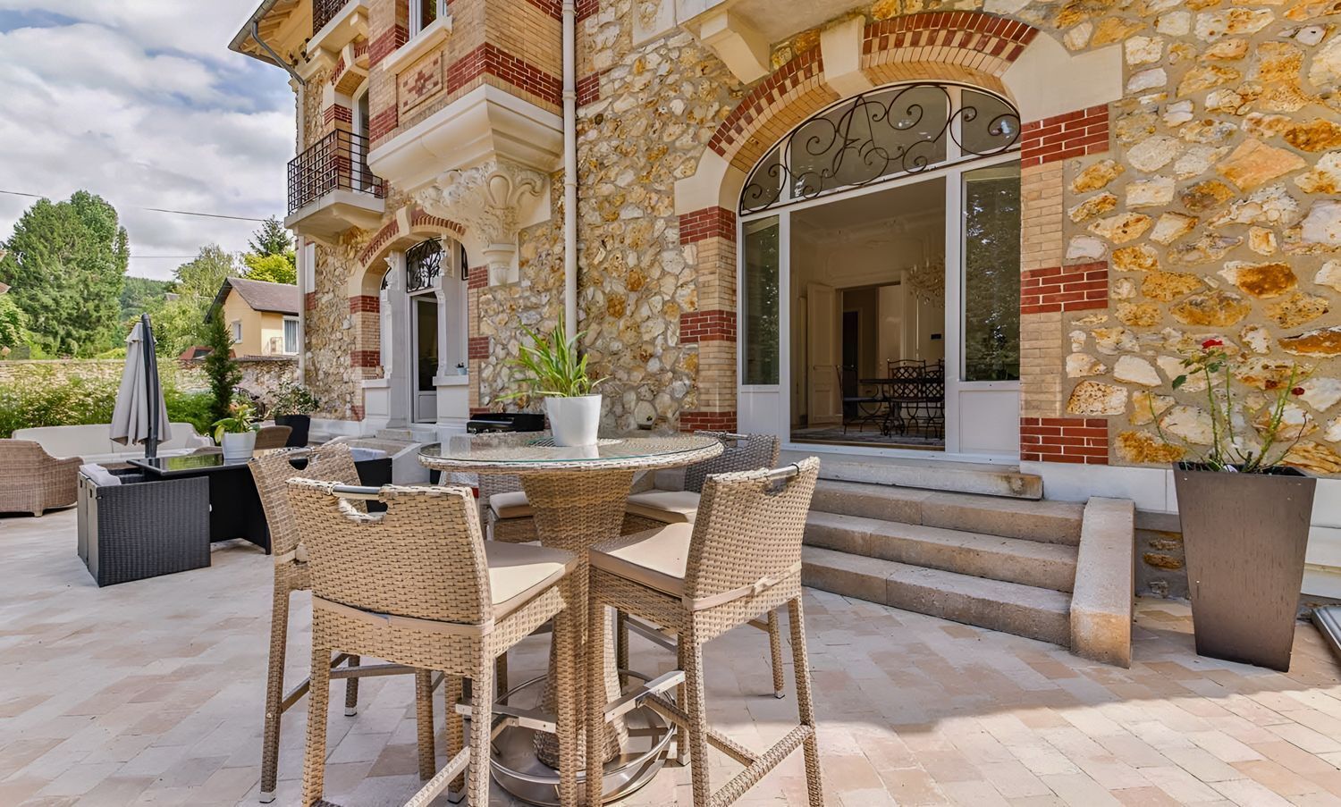 Restauration extérieure