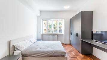 4 Schlafzimmer, Bügeleisen/Bügelbrett, Internetzugang, Bettwäsche