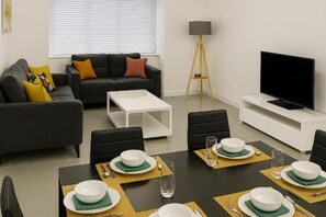 Interior - Flexistay hub at Potter studios (Double Room with Private Bathroom) (Leavesden)