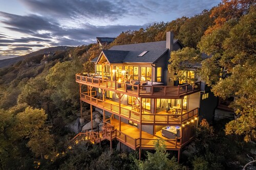 Wintergreen Luxury, Best Views in VA!