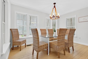 Dining - 5 BR in Desired Neighborhood with Pool & Steps from Beach! By Williamson Realty (Ocean Isle Beach)