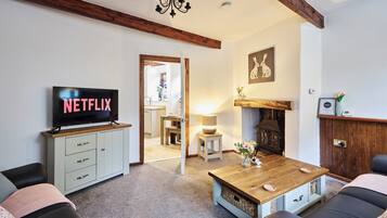 TV, fireplace, offices
