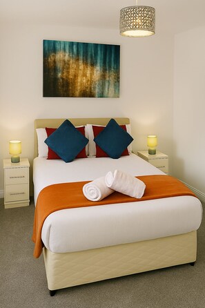 1 habitación, tabla de planchar con plancha, wifi y ropa de cama