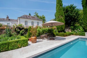 Pool - Villa Élégante - garden & heated pool (Vendôme)