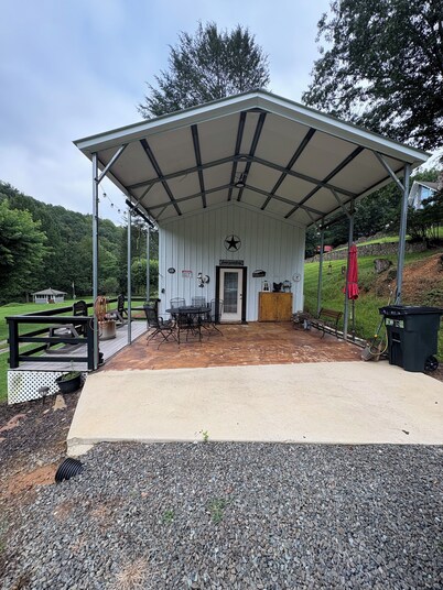 Little River Hideaway