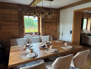 Dining - Vacation home in a secluded location for relaxing and active vacations (Patersdorf)