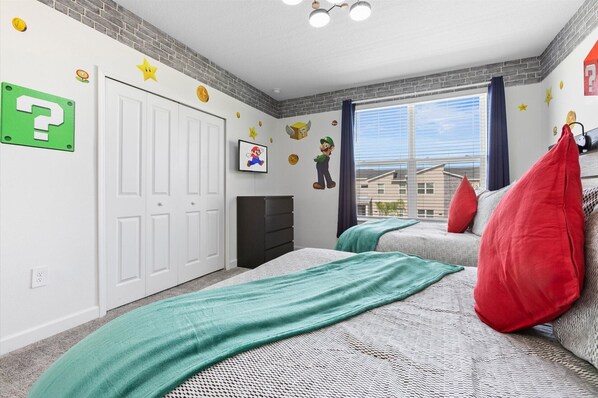 5 bedrooms