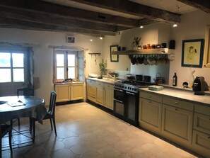 Fridge, microwave, dishwasher, coffee/tea maker