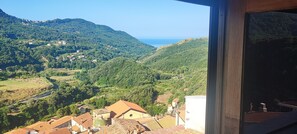 Interior - Lumiravista - Panorama: Cozy House with Hills and Sea View (Sangineto)