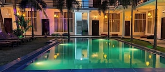 White Pearl Resort