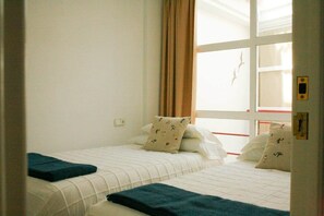 5 bedrooms, WiFi, bed sheets