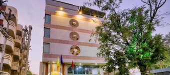 Hotel Amrit Residency