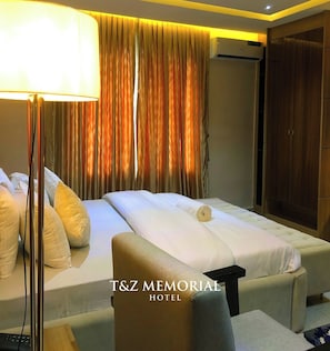 Economy Room, Balcony, City View | Desk, laptop workspace, blackout curtains, soundproofing