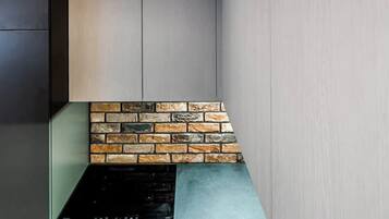 KylskÄp, ugn, spishÀll och diskmaskin