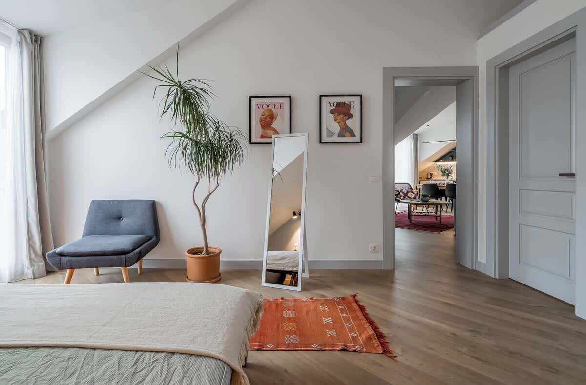 4 habitaciones, tabla de planchar con plancha, cuna de viaje y wifi 