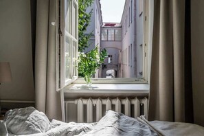 4 bedrooms, iron/ironing board, travel crib, WiFi