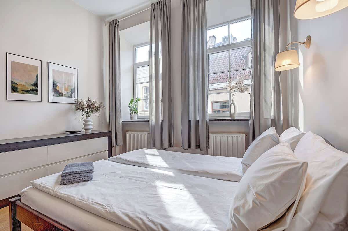 2 makuuhuonetta, silitysrauta/-lauta, vauvan matkasänky, Wi-Fi