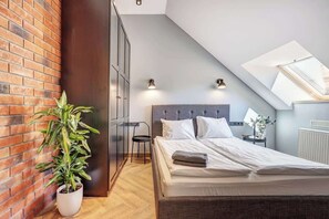 1 habitación, tabla de planchar con plancha y wifi 