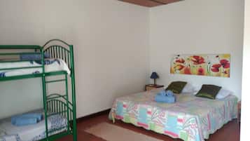 1 chambre, fer et planche Ă repasser, Wi-Fi, draps fournis