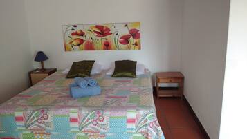 1 camera, ferro/asse da stiro, Wi-Fi, lenzuola