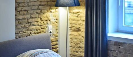 2 bedrooms, iron/ironing board, travel cot, WiFi