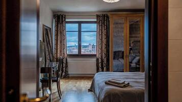 2 bedrooms, iron/ironing board, travel crib, WiFi