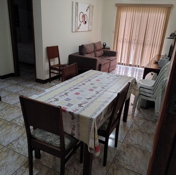 TV - APARTMENT PRAIA GRANDE - CAIÇARA (WONDERFUL) 84m! CLOSE TO THE SEA (Vila Caiçara Praia Grande)