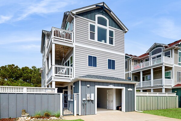 Exterior - 4BR | Pool | Hot Tub | Game Room | Balcony (Corolla)