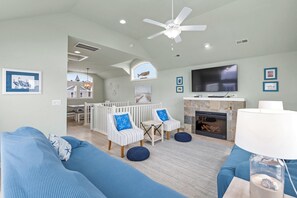 Télévision, lecteur de DVD, baby-foot