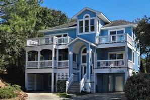 Exterior - 5BR | Private Pool | Hot Tub | Sauna | Fireplace (Corolla)