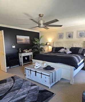 5 bedrooms, WiFi, bed sheets