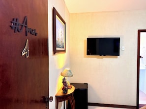 Standard Twin Room | Free WiFi