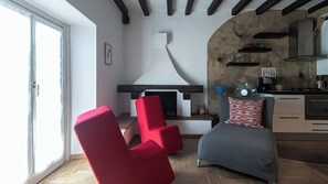 Apartment (2 Bedrooms) | Wohnbereich