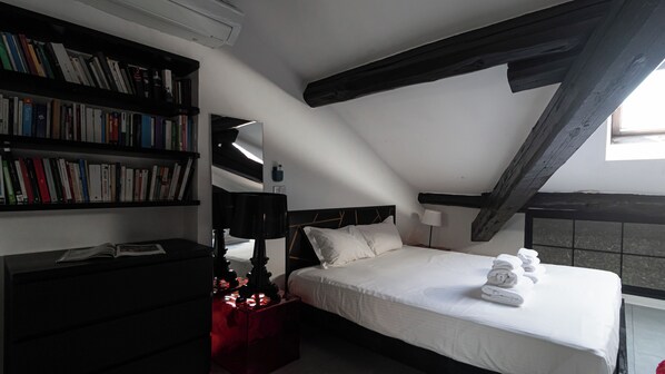 Apartment (2 Bedrooms)