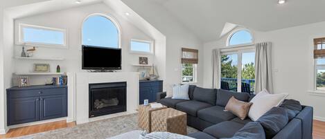 TV, fireplace, DVD player