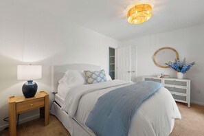 7 habitaciones, tabla de planchar con plancha, wifi y ropa de cama 