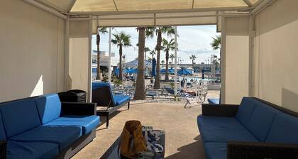 900 sq ft Villa with Jacuzzi Tub at Westgate Las Vegas Resort and Casino F1 Week