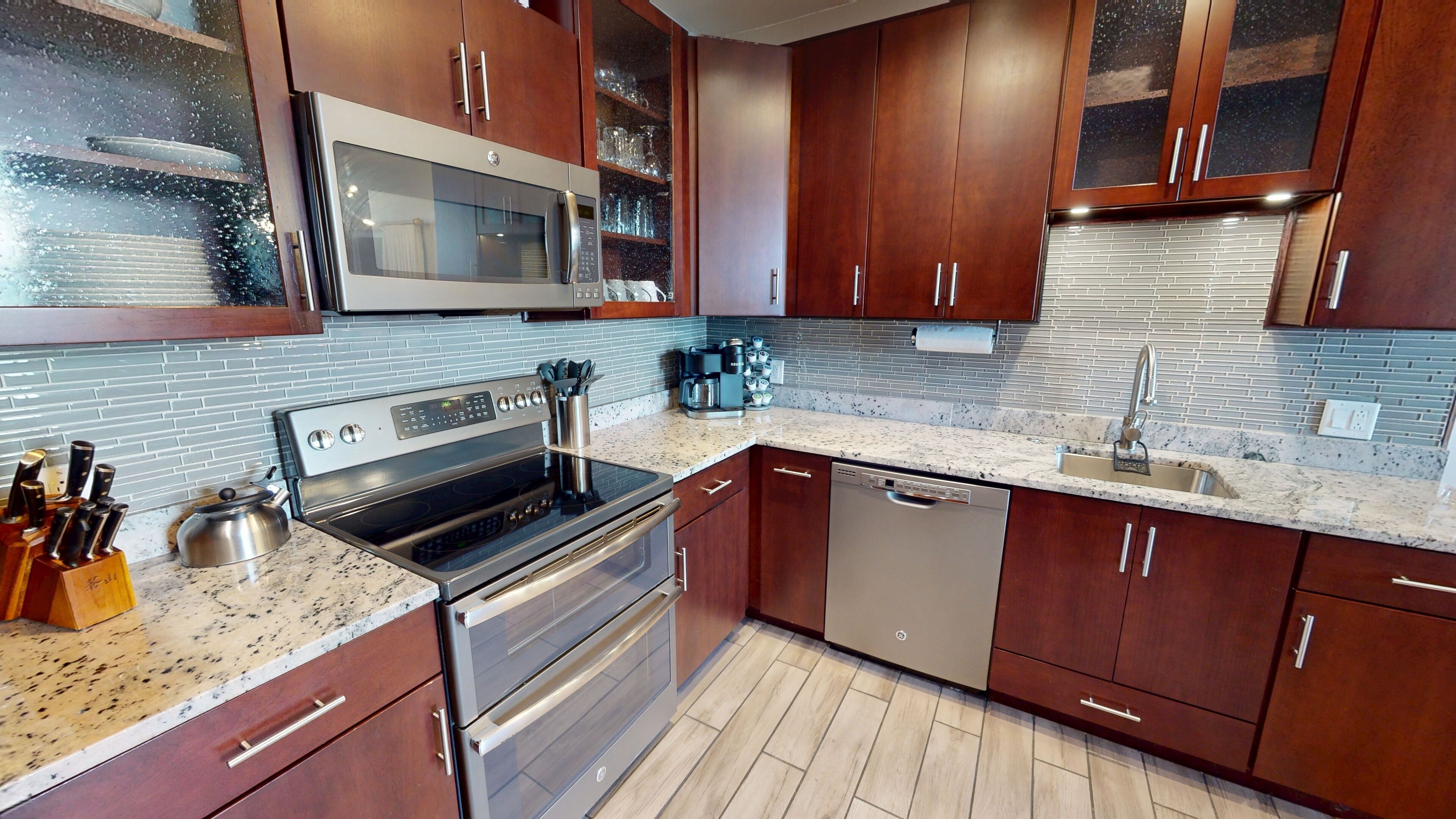 Fridge, microwave, oven, dishwasher