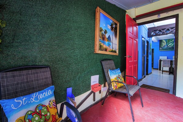 Iron/ironing board, free WiFi - Tropic Nook Too (Gros Islet)