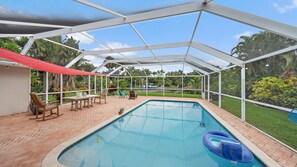 Pool - Canal-Front, Large Pool, Near Top Beaches and Downtown (Sarasota)