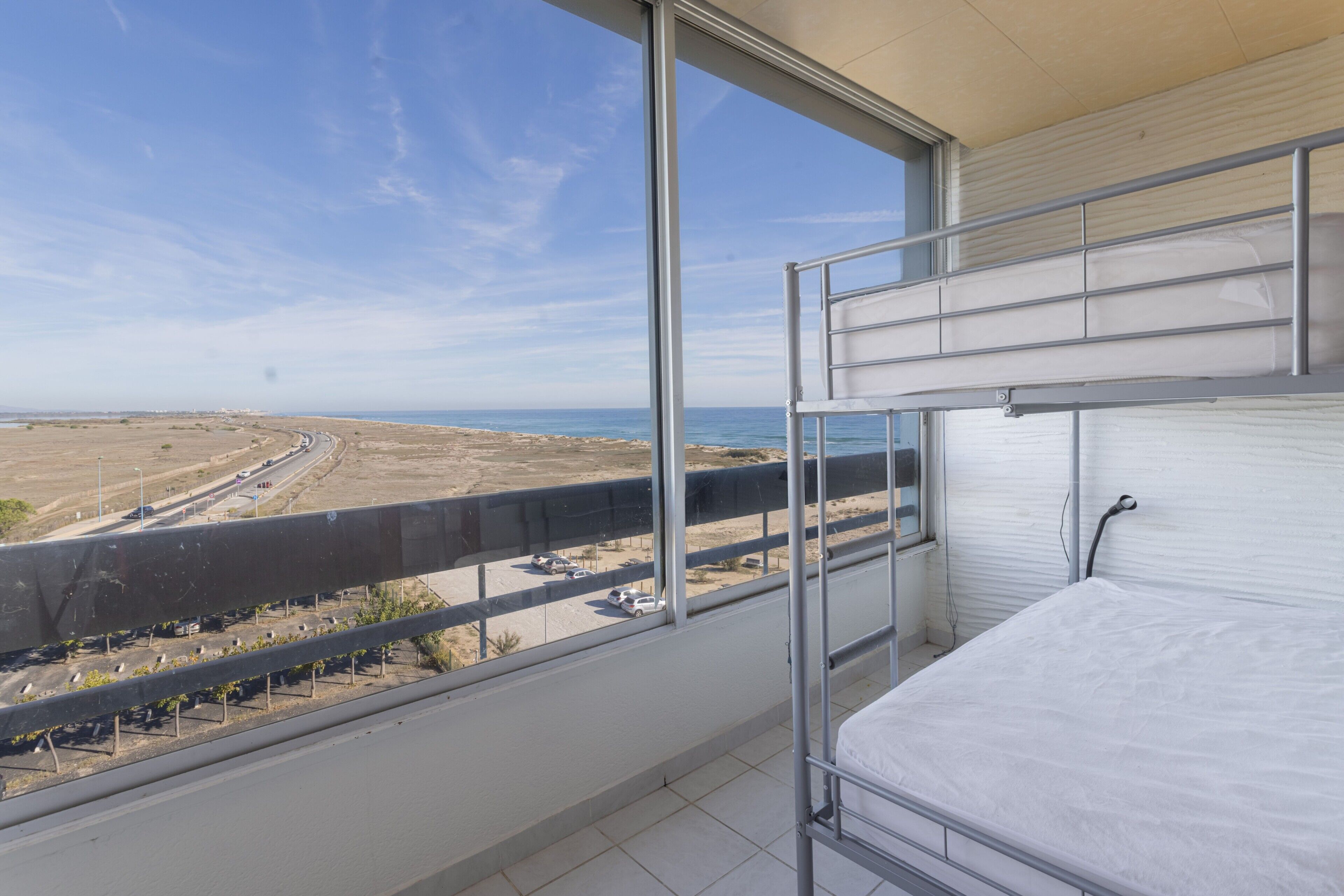 1 多间卧室、熨斗/熨衣板、WiFi