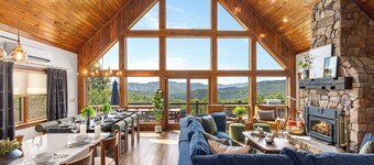 Luxury Chalet - Hot tub, Game room, Speakeasy, Mountain views, near Sunday River