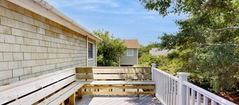 Dog-Friendly, Relaxing Amenities, Patio, Balcony