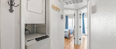 2 chambres, fer et planche Ă repasser, Wi-Fi, draps fournis