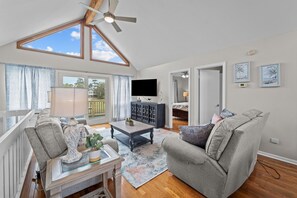 TV, foosball - 4BR dog friendly home with canal views, dock (Kill Devil Hills)