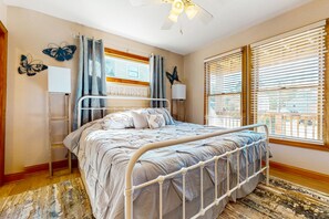4 chambres, fer et planche Ă repasser, Wi-Fi, draps fournis